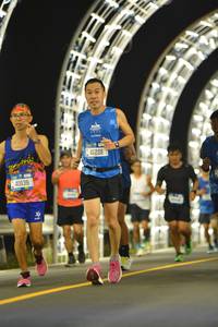 BIB: 40136, 41201, 191
                            <button type="button" onclick="openModal(20232780)" class="btn btn-primary btn-sm float-right btn-popup" data-toggle="modal" data-target=".modal-high-quality">
                        <i class="fas fa-shopping-cart"></i> Add to Cart
                    </button>
                                            <button type="button" onclick="isThisMe(20232780, true)" class="btn btn-success btn-sm float-right btn-popup btn-isme hidden" data-toggle="tooltip" data-placement="bottom" title="นี่คือรูปของคุณใช่ไหม คลิกที่นี่เพื่อเอาเข้าอัลบั้ม">
                        <i class="fas fa-plus"></i> Add to album
                    </button>
                    <button type="button" onclick="isThisMe(20232780, false)" class="btn btn-warning btn-sm float-right btn-popup btn-isnotme hidden">
                        <i class="fas fa-ban"></i> Remove from album
                    </button>